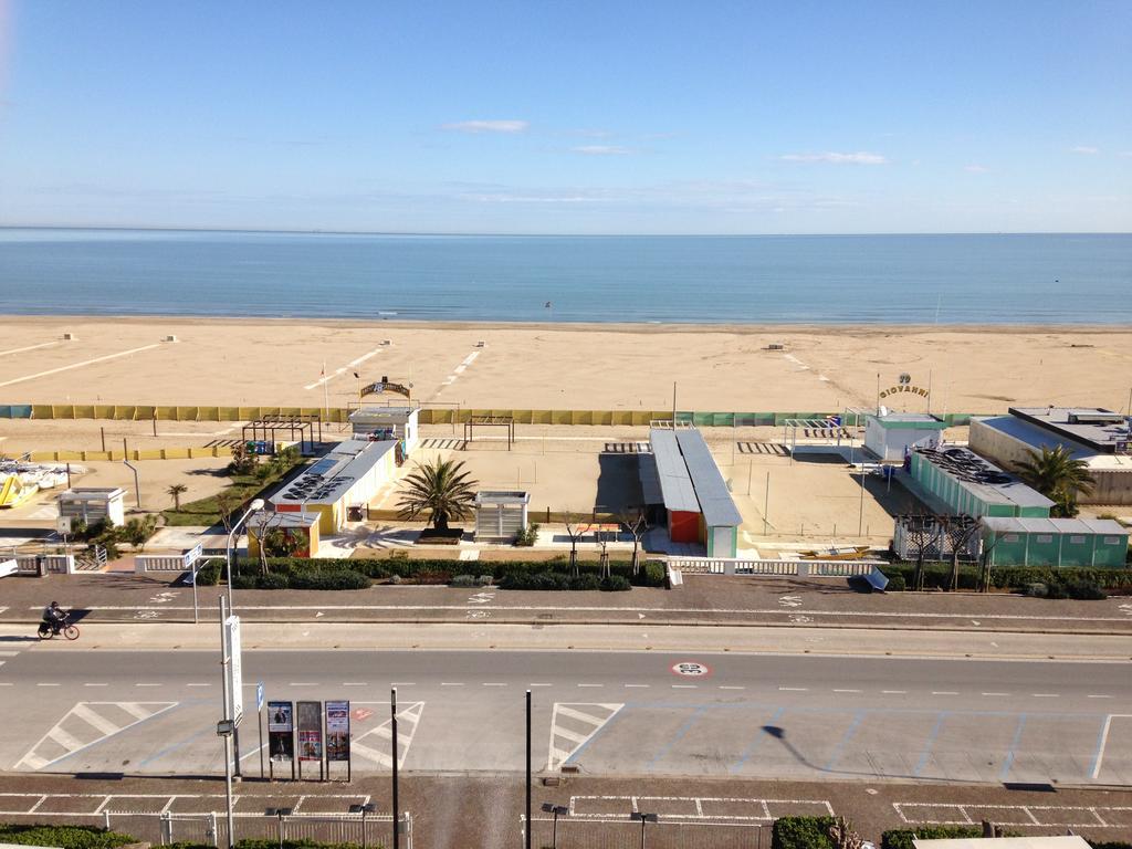 Hotel Derby Rimini Exteriör bild